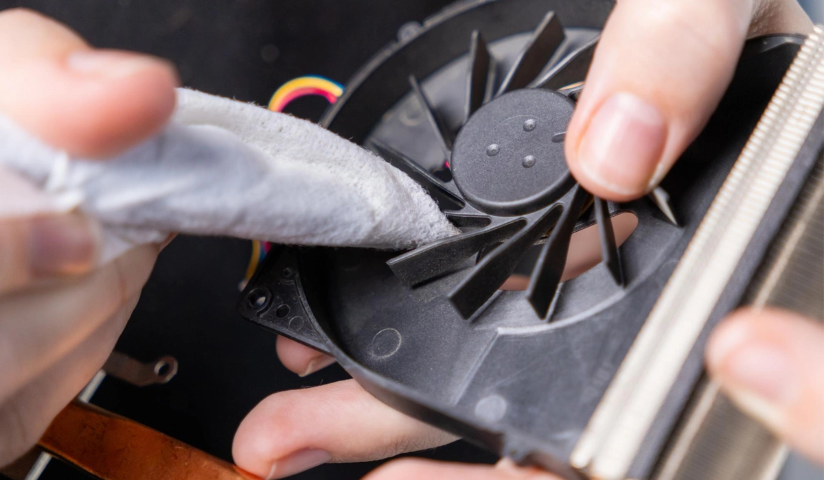 صدای زیاد فن لپتاپ