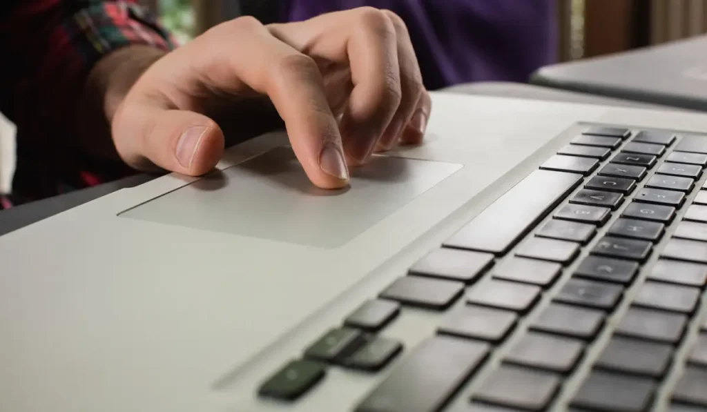 چگونه ویندوز را بدون حذف اطلاعات ریست کنیم؟